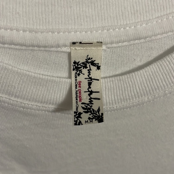 Free People white short sleeve Tshirt button bodysuit size M - Picture 5 of 5